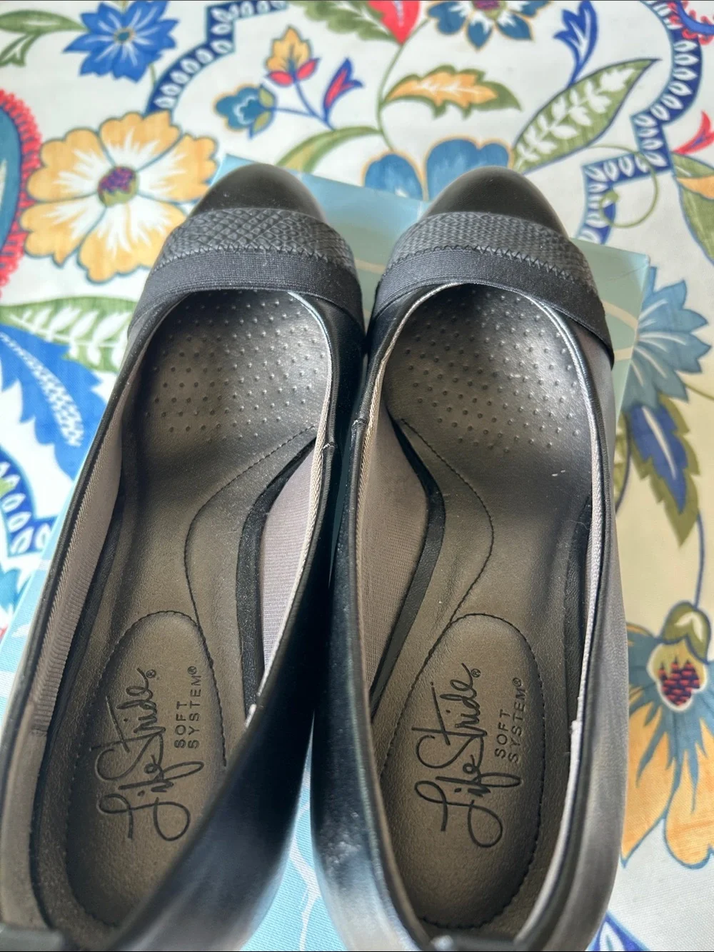 Life Stride Parigi Wedges in black
